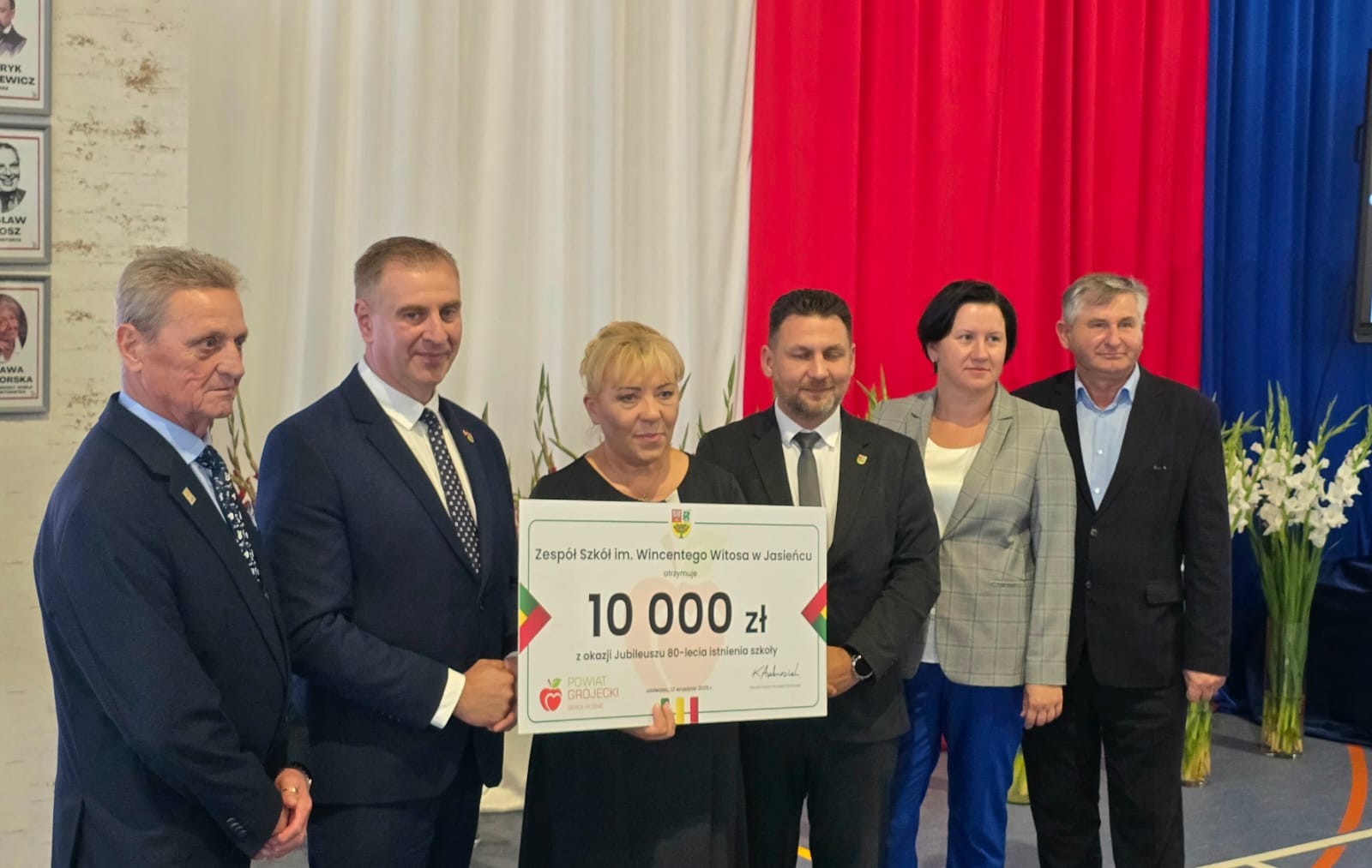 Ikona do multimedii: Jubileuszu 80-lecia Zespołu Szkół im. Wincentego Witosa w Jasieńcu